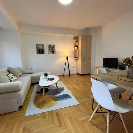 Value-apartment In Апартаменти *